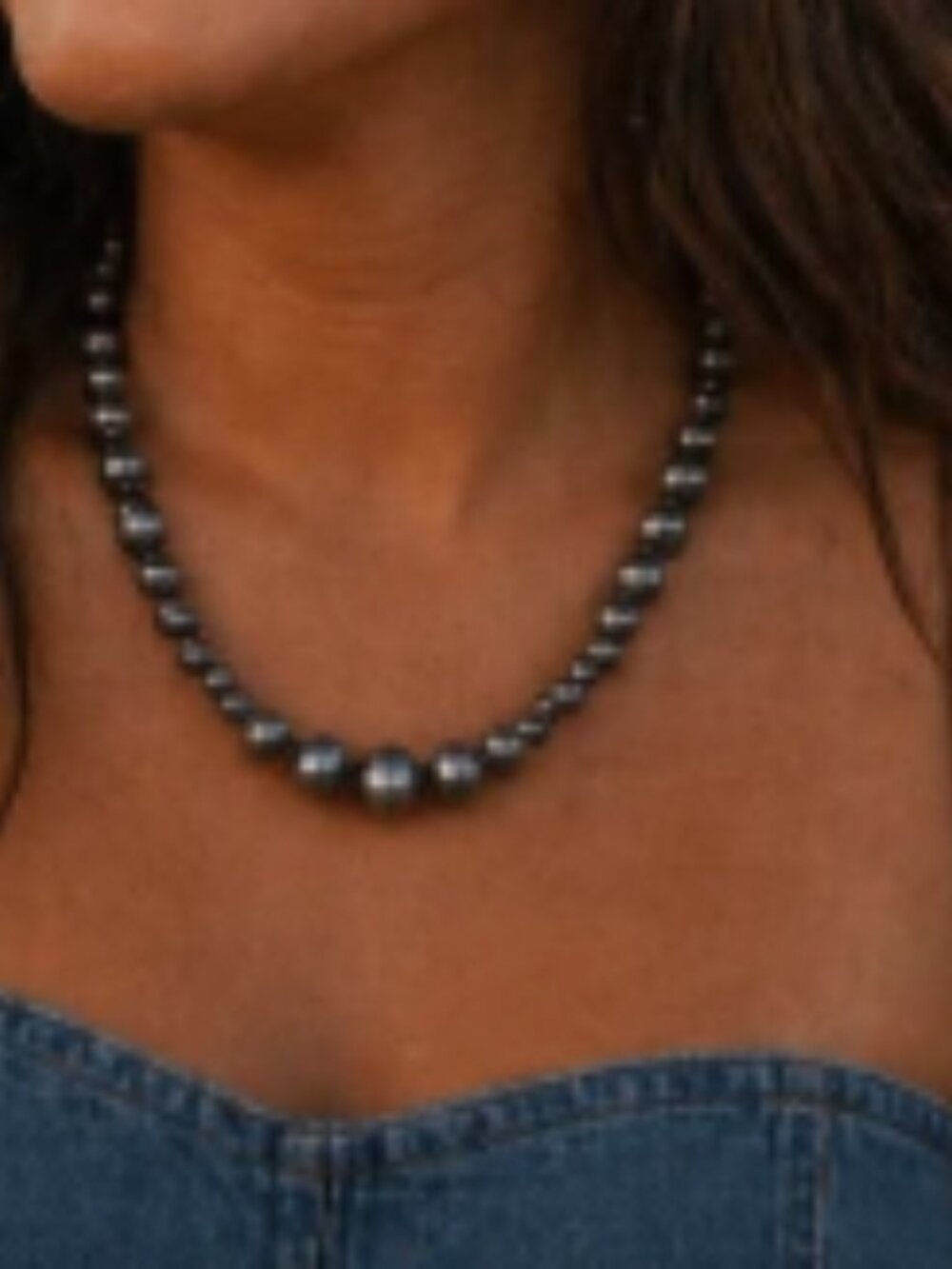 Desert Pearl Faux Graduated Silver Western Necklace NWT - Picture 3 of 6
